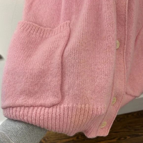 Vintage 100% Wool Pink Cardigan - Picture 8 of 9